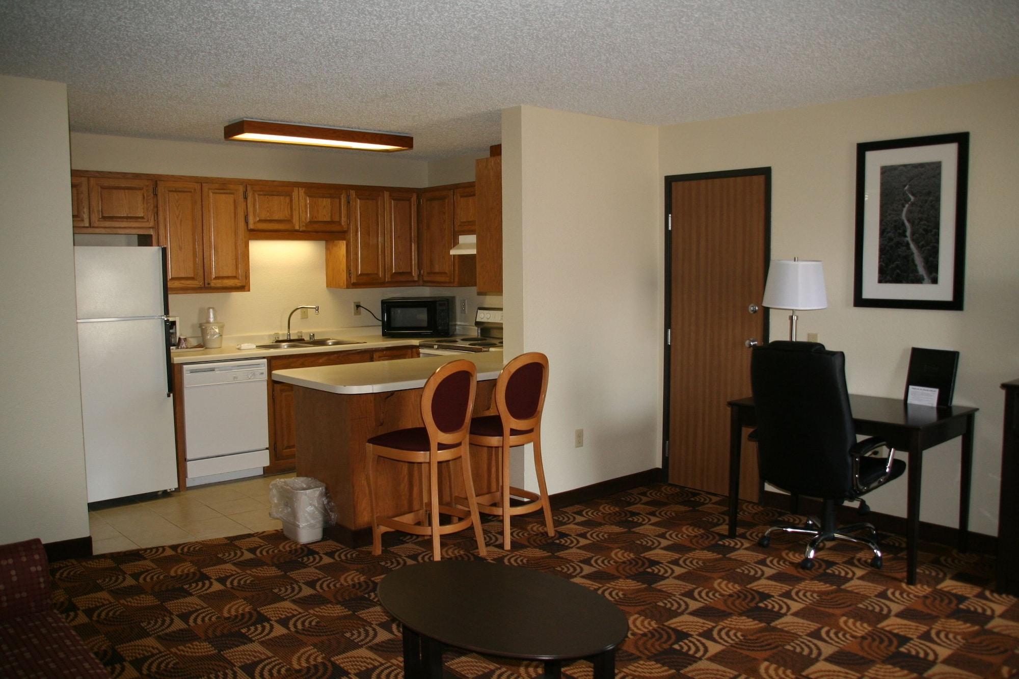 Americinn By Wyndham Elkhorn Near Lake Geneva Экстерьер фото