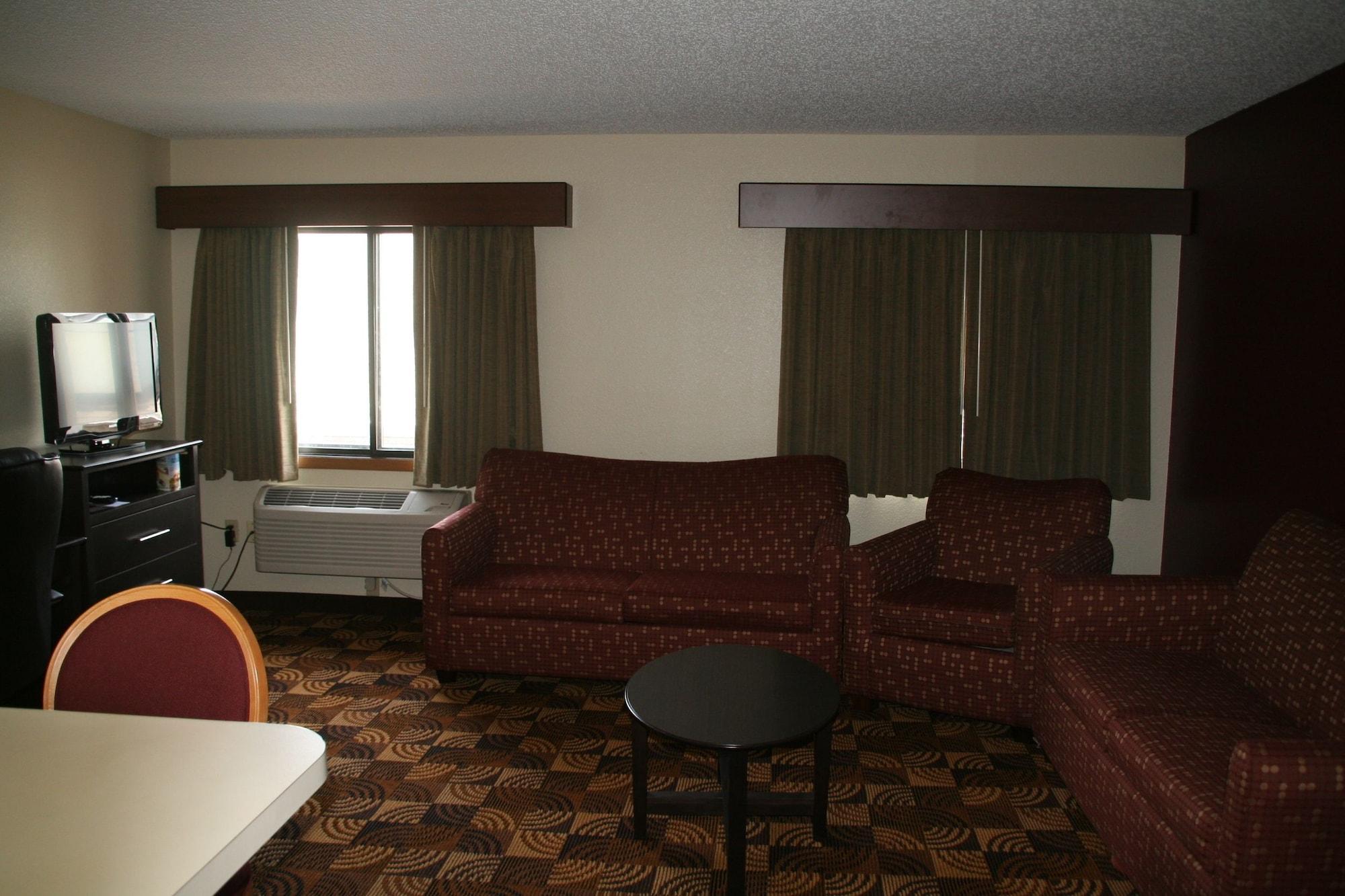 Americinn By Wyndham Elkhorn Near Lake Geneva Экстерьер фото