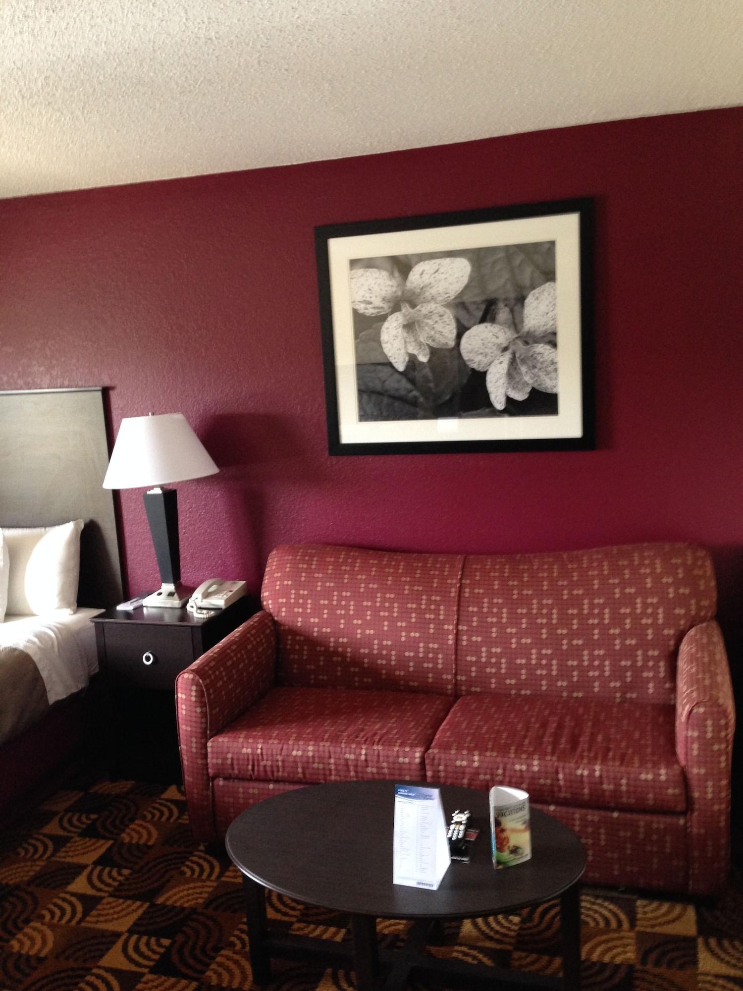 Americinn By Wyndham Elkhorn Near Lake Geneva Экстерьер фото